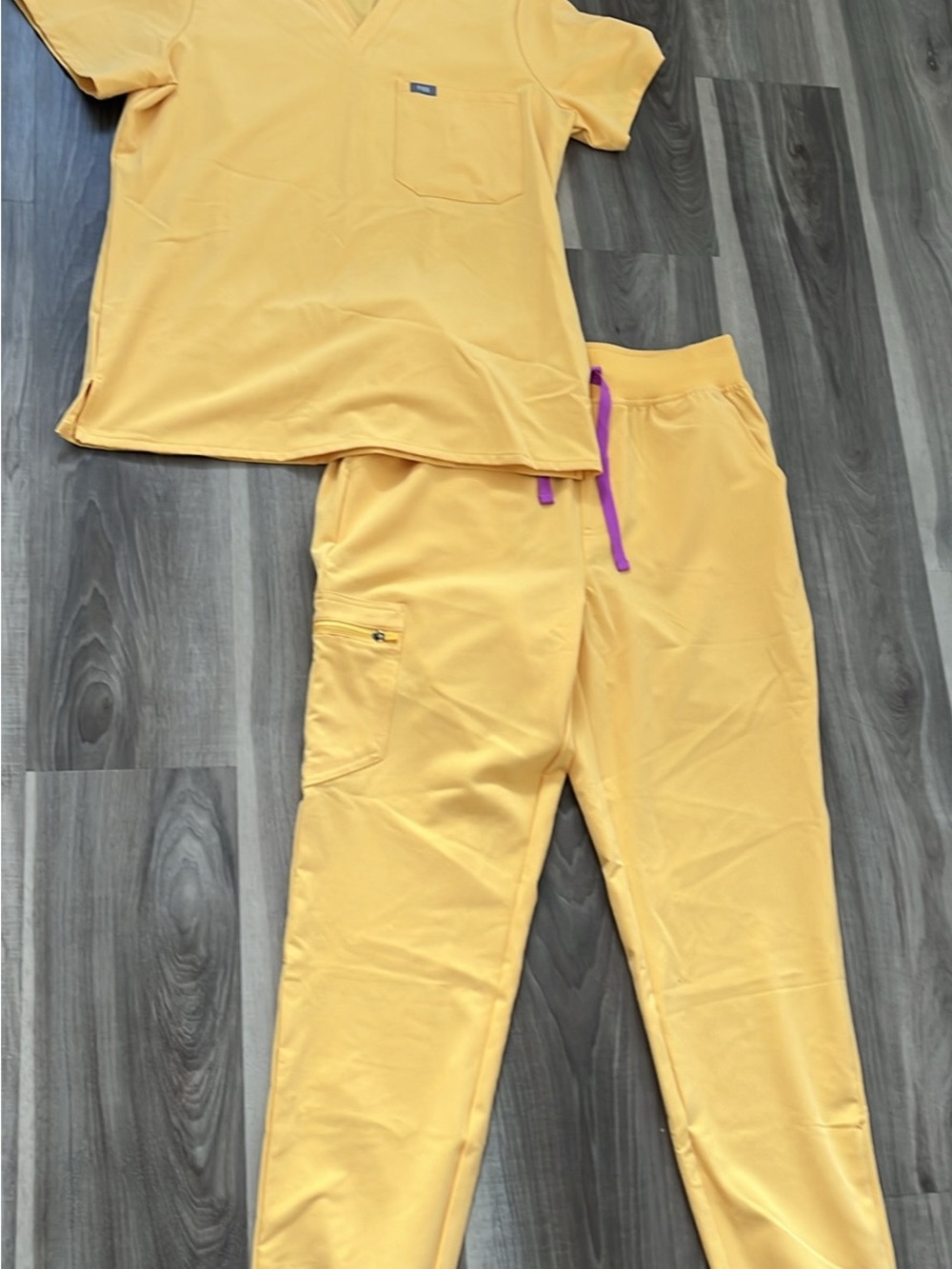 Figs Scrub Set Jogger Pants with Pocket and Drawstring - Yellow